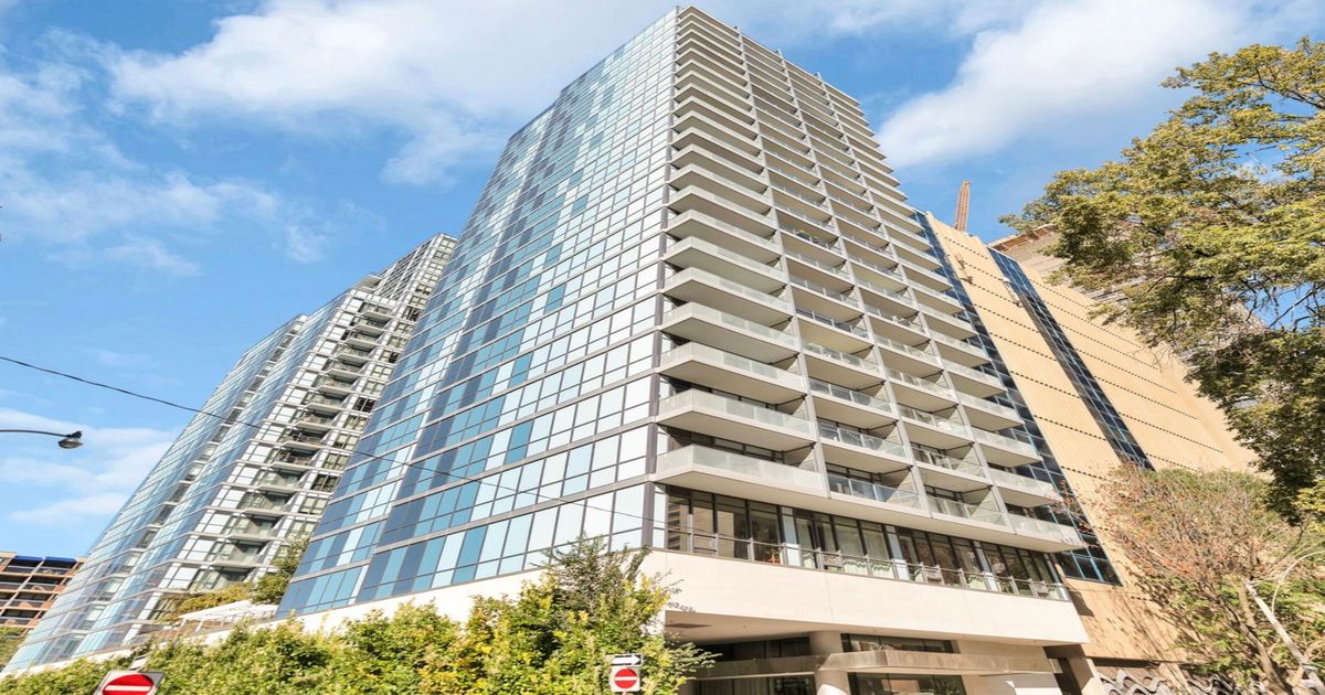 210 Simcoe Street Toronto