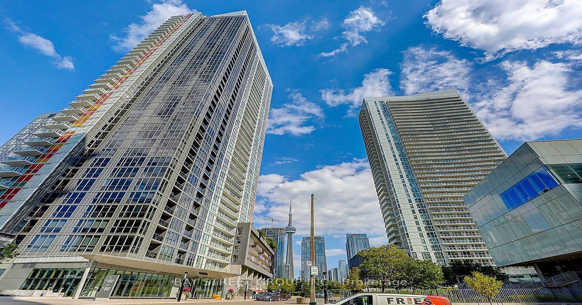 85 Queens Wharf Road Toronto