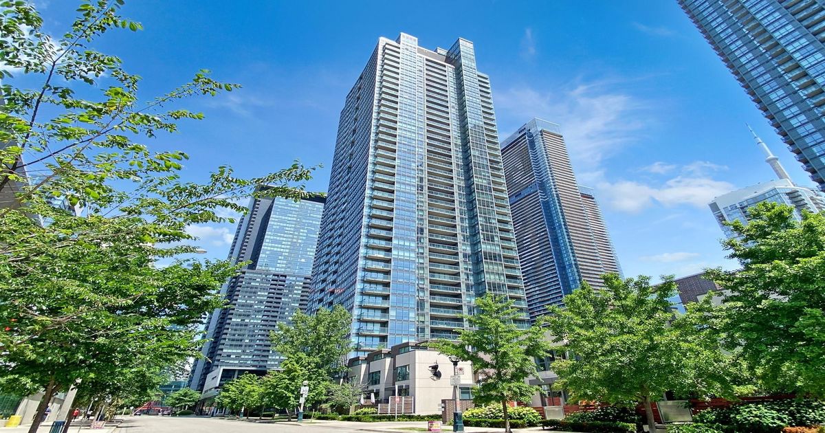 15 Fort York Boulevard Toronto