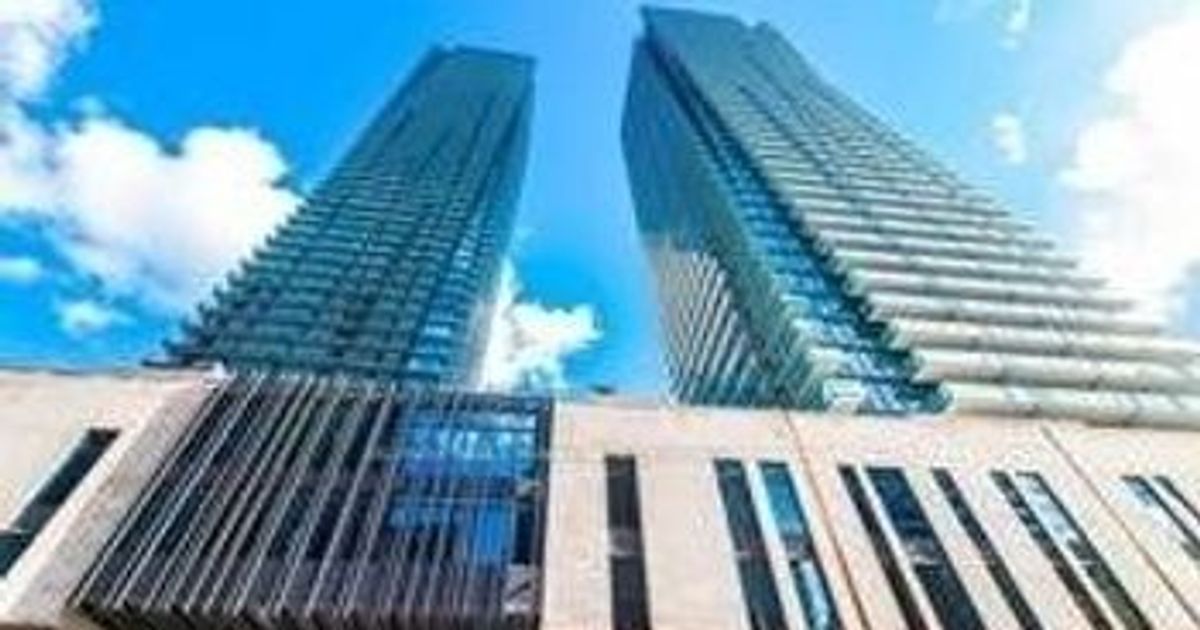 1080 Bay Street Toronto