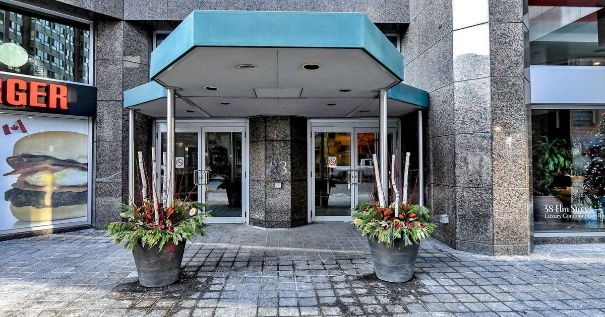 38 Elm Street Toronto