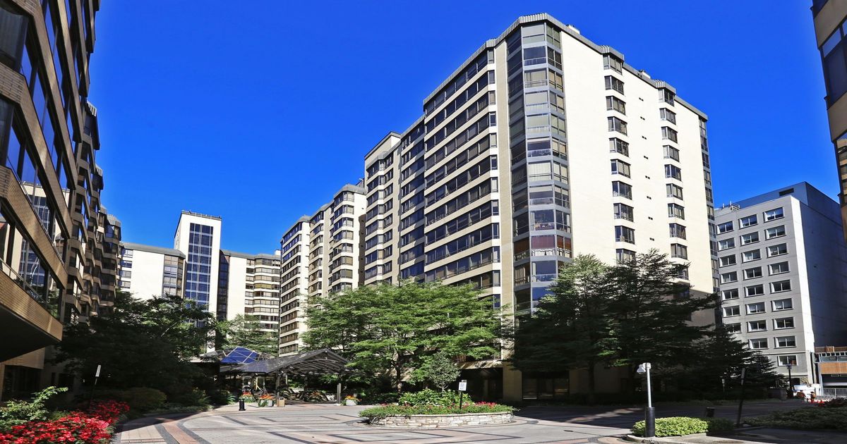 280 Simcoe Street Toronto