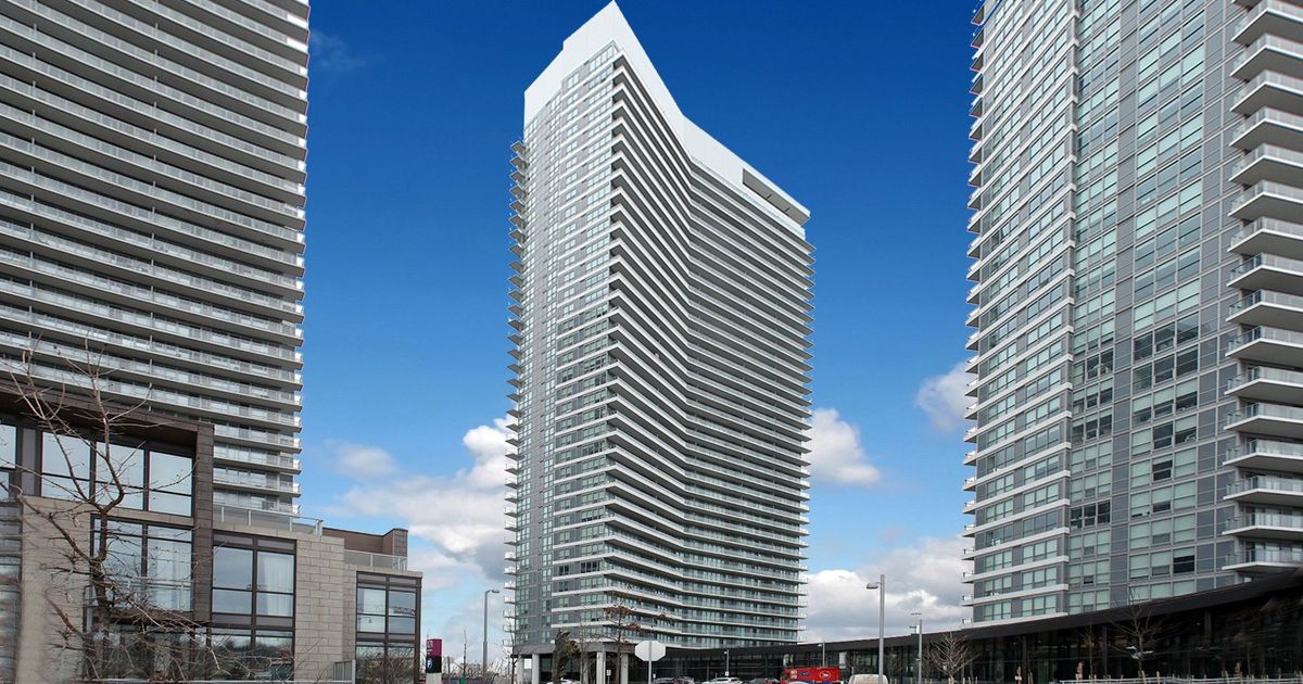 115 Mcmahon Drive Toronto