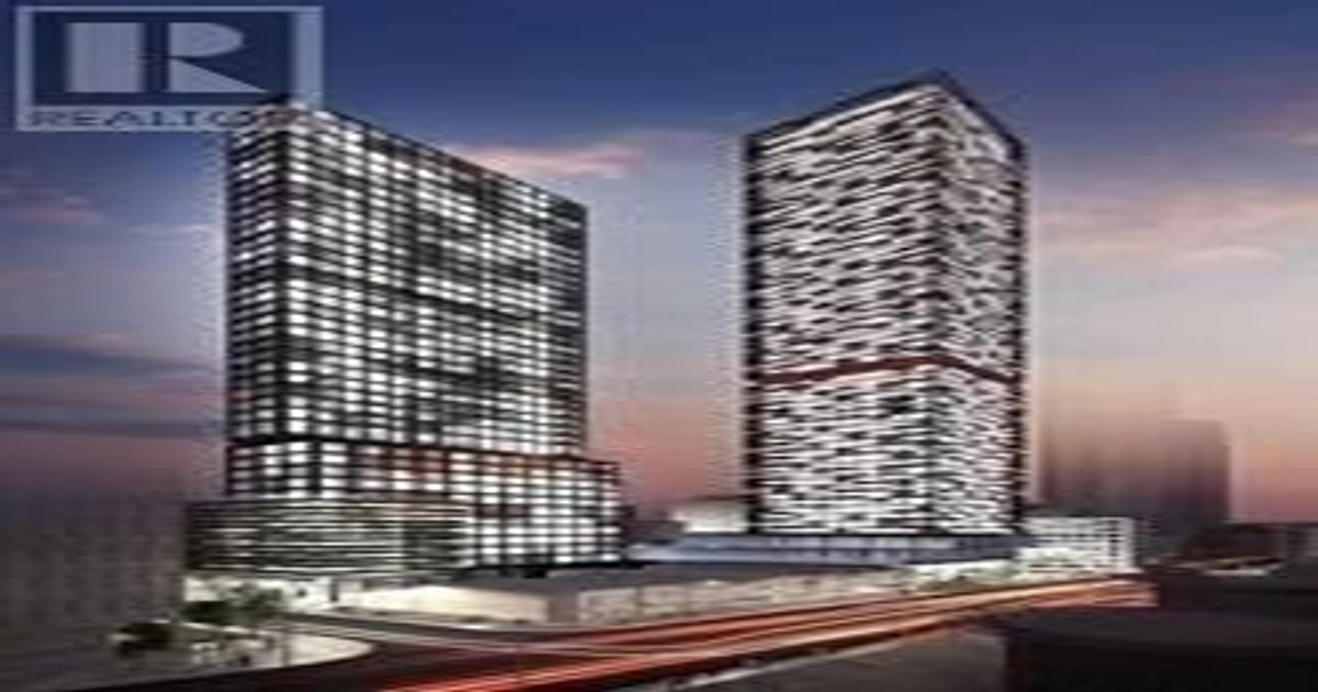 8 Eglinton Avenue E Toronto