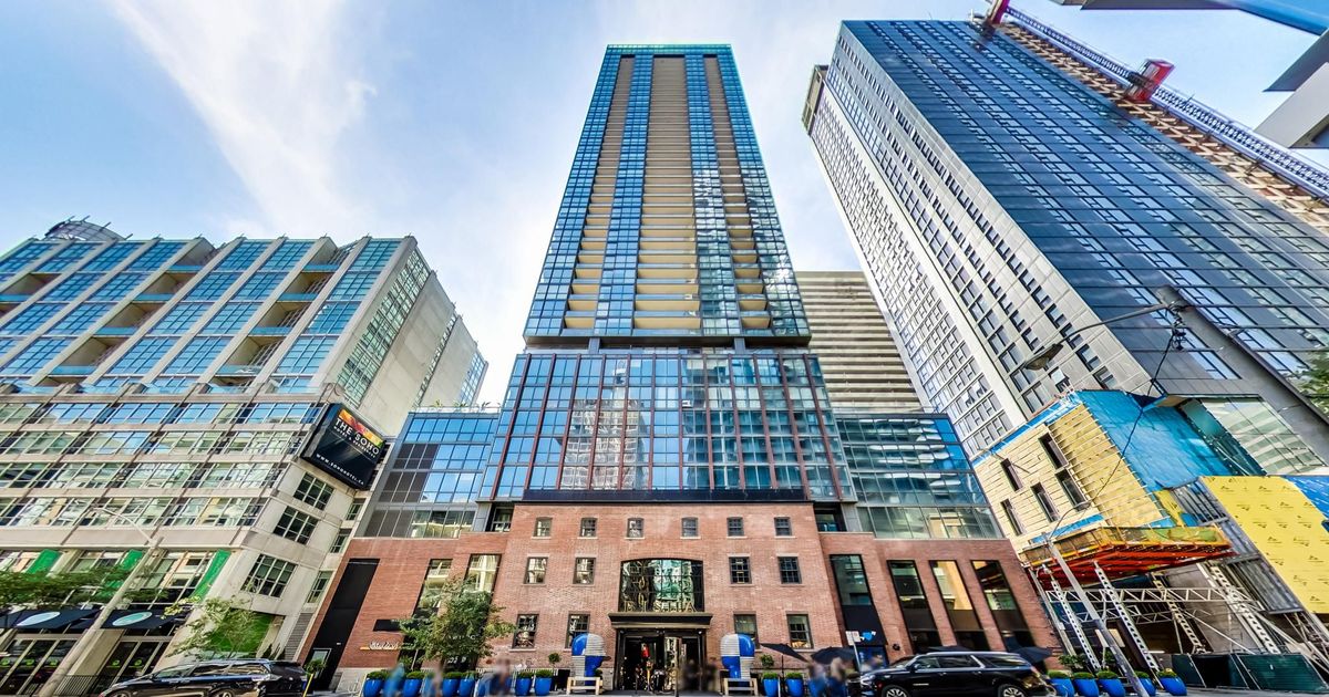 88 Blue Jays Way Toronto
