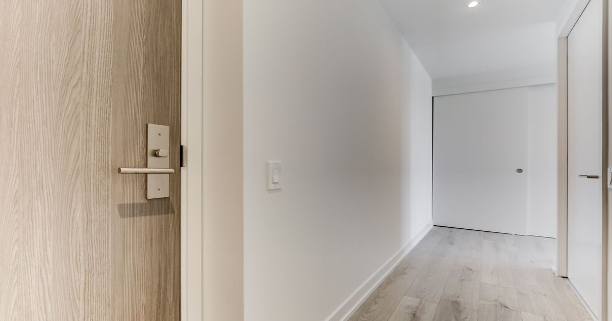 161 Roehampton Avenue Toronto