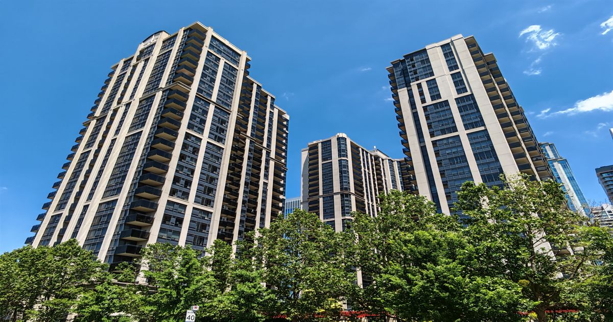 153 Beecroft Road Toronto