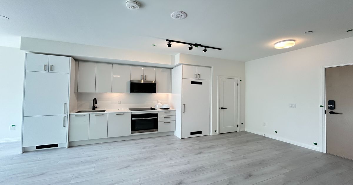 280 Dundas Street W Toronto
