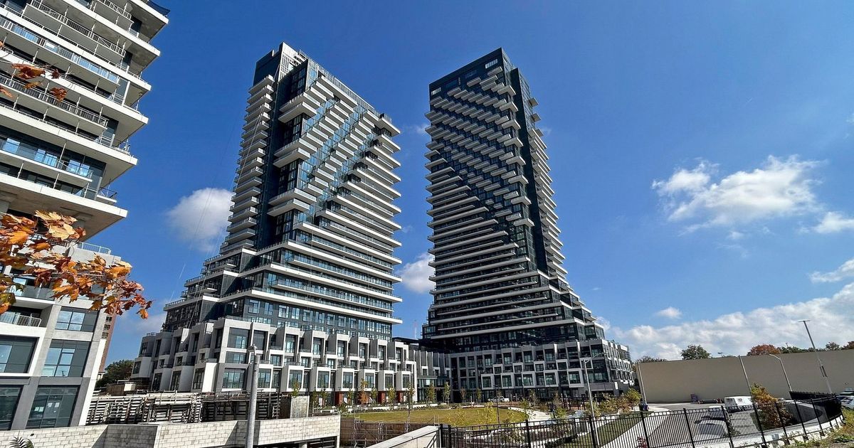 20 Inn On The Park Drive Toronto