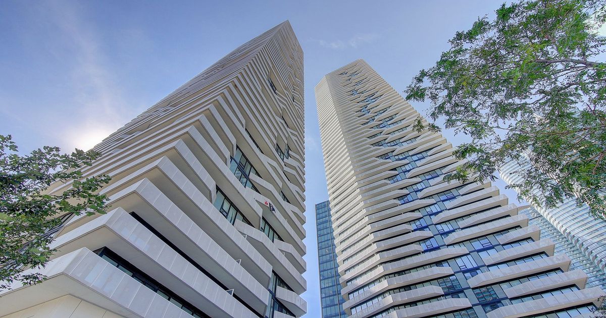 88 Harbour Street Toronto