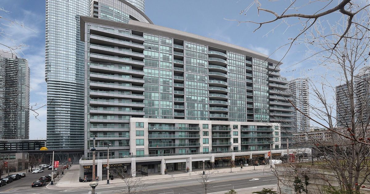 25 Lower Simcoe Street Toronto