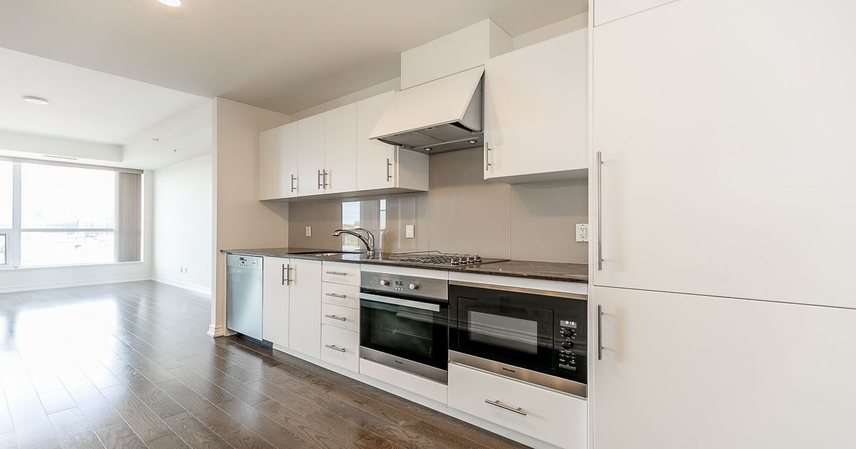 23 Glebe Road W Toronto