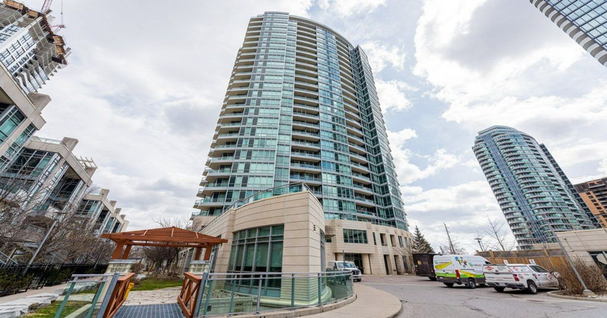 21 Olive Avenue Toronto
