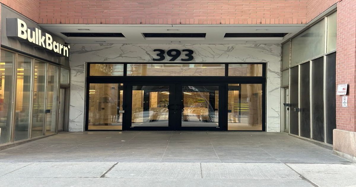 393 King Street W Toronto