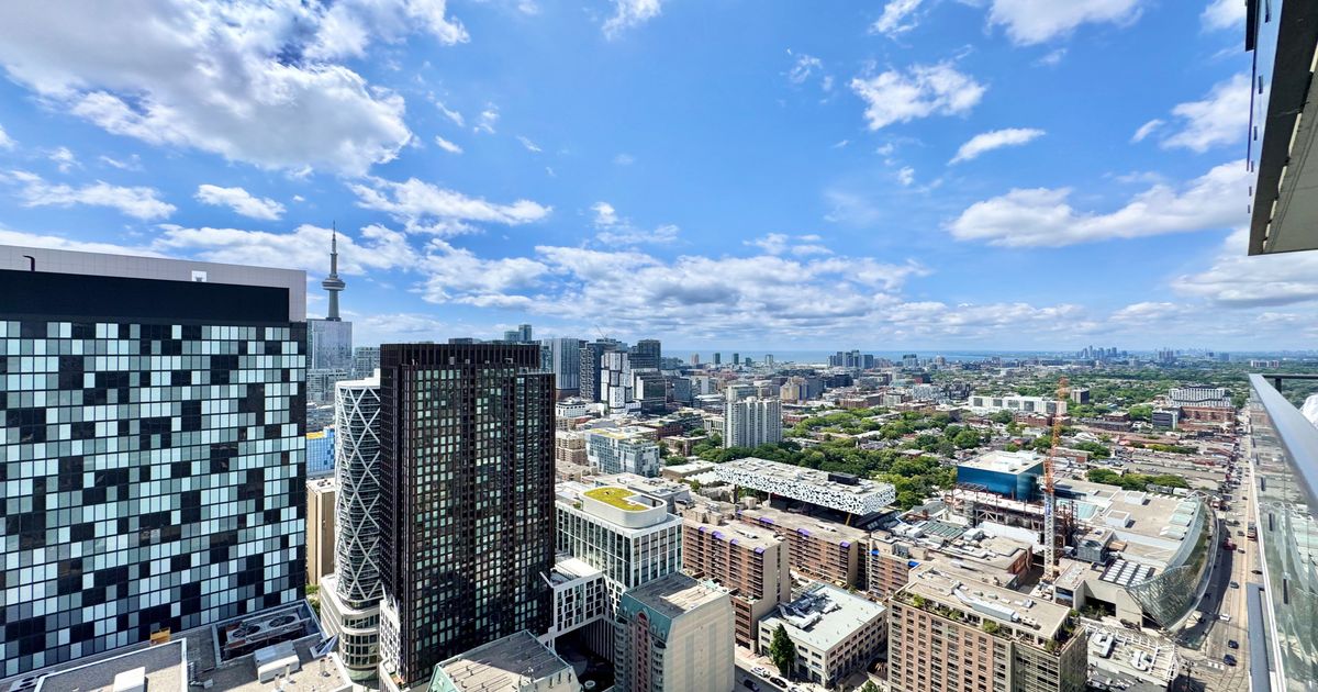 488 University Avenue Toronto