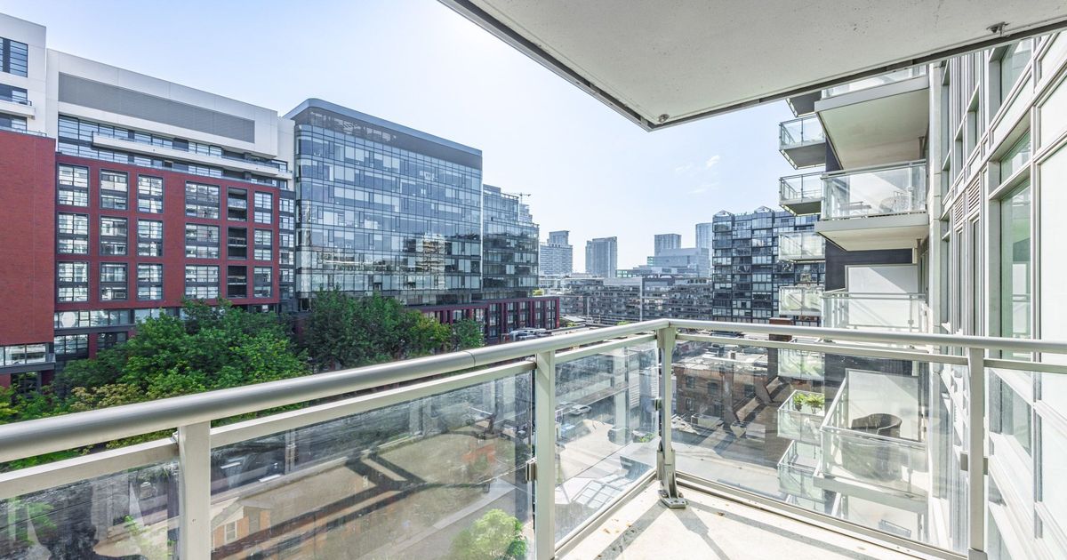 525 Adelaide Street W Toronto