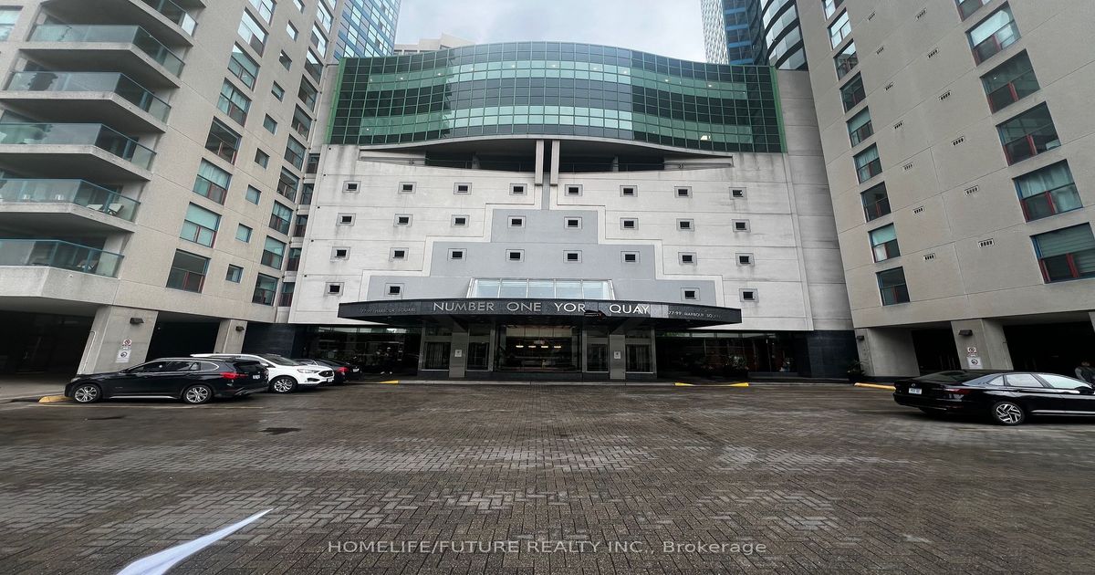 77 Harbour Square Toronto