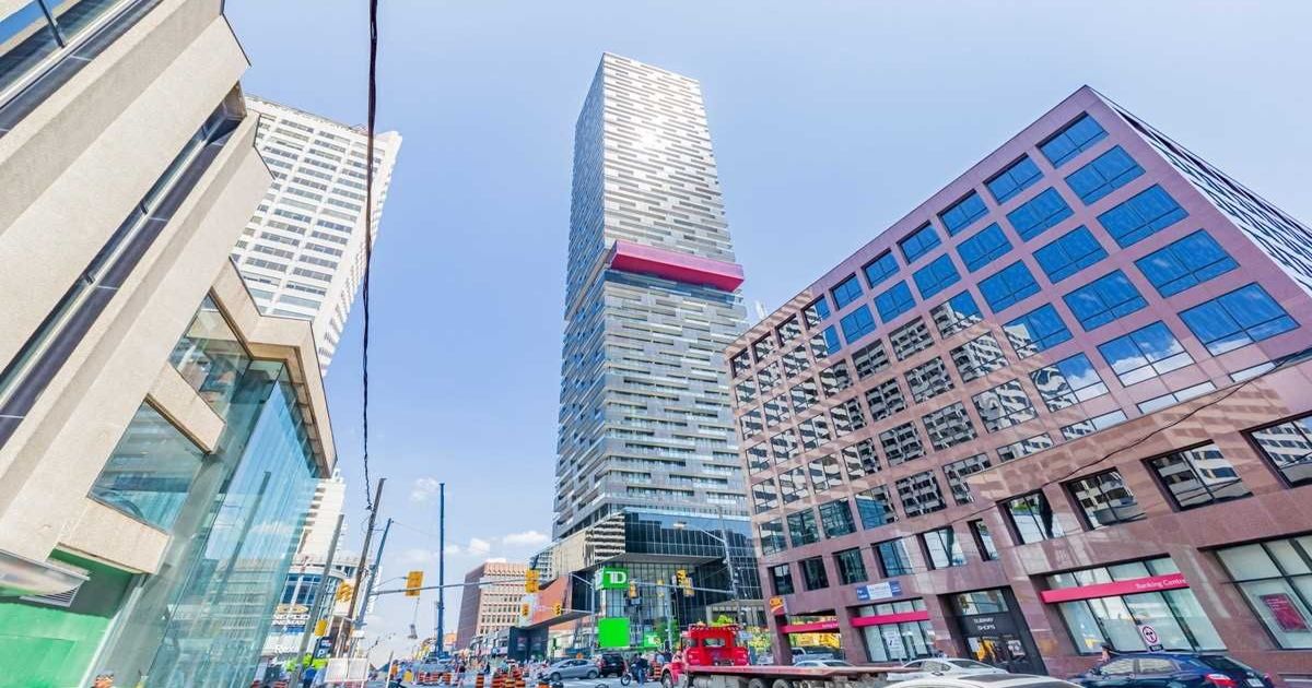 8 Eglinton Avenue E Toronto