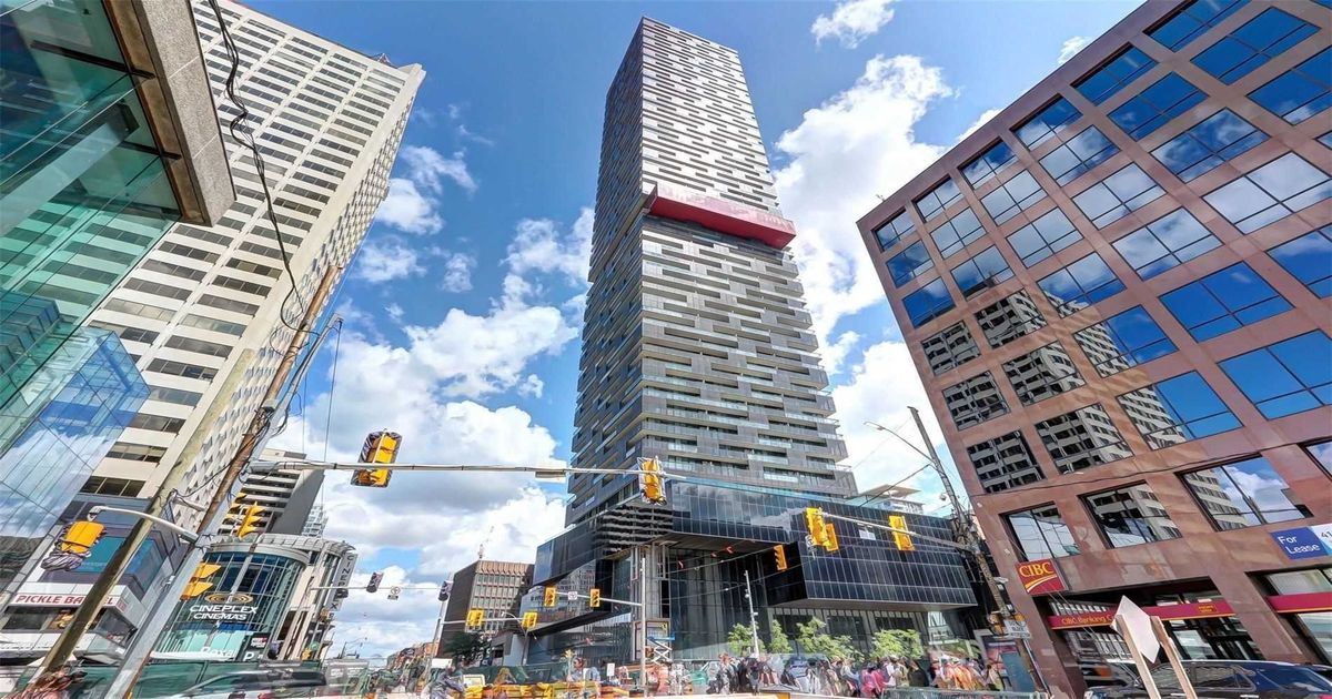 8 Eglinton Avenue E Toronto