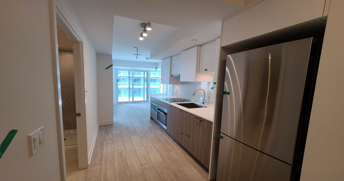 99 Broadway Avenue Toronto