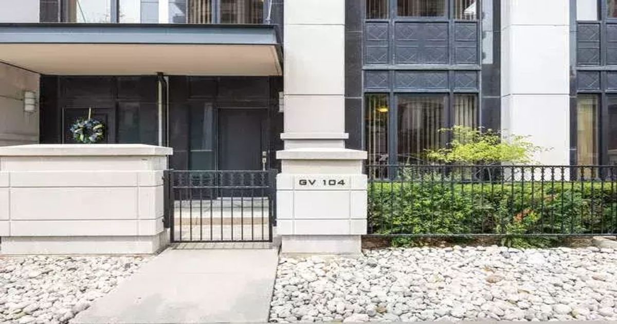 105 Harrison Garden Boulevard Toronto