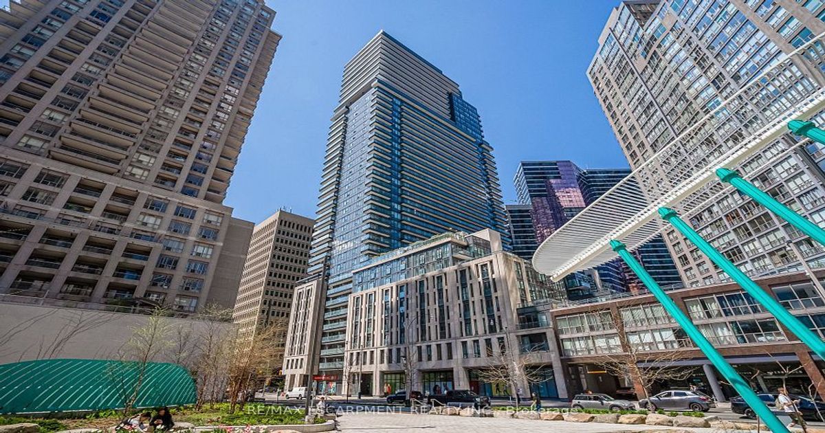955 Bay Street Toronto