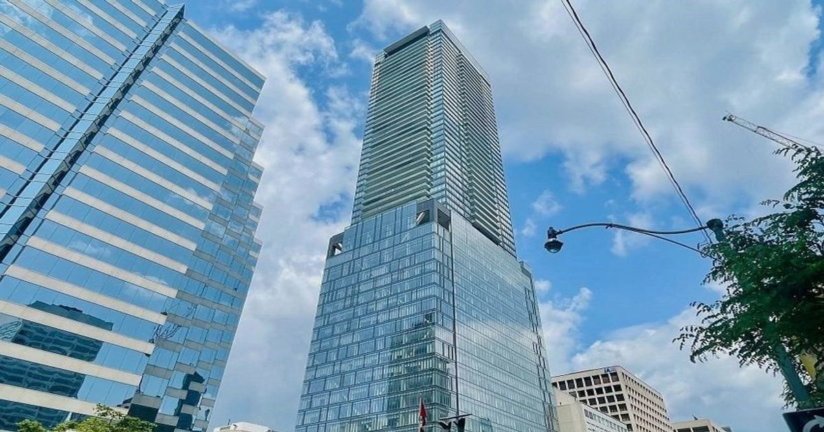 488 University Avenue Toronto