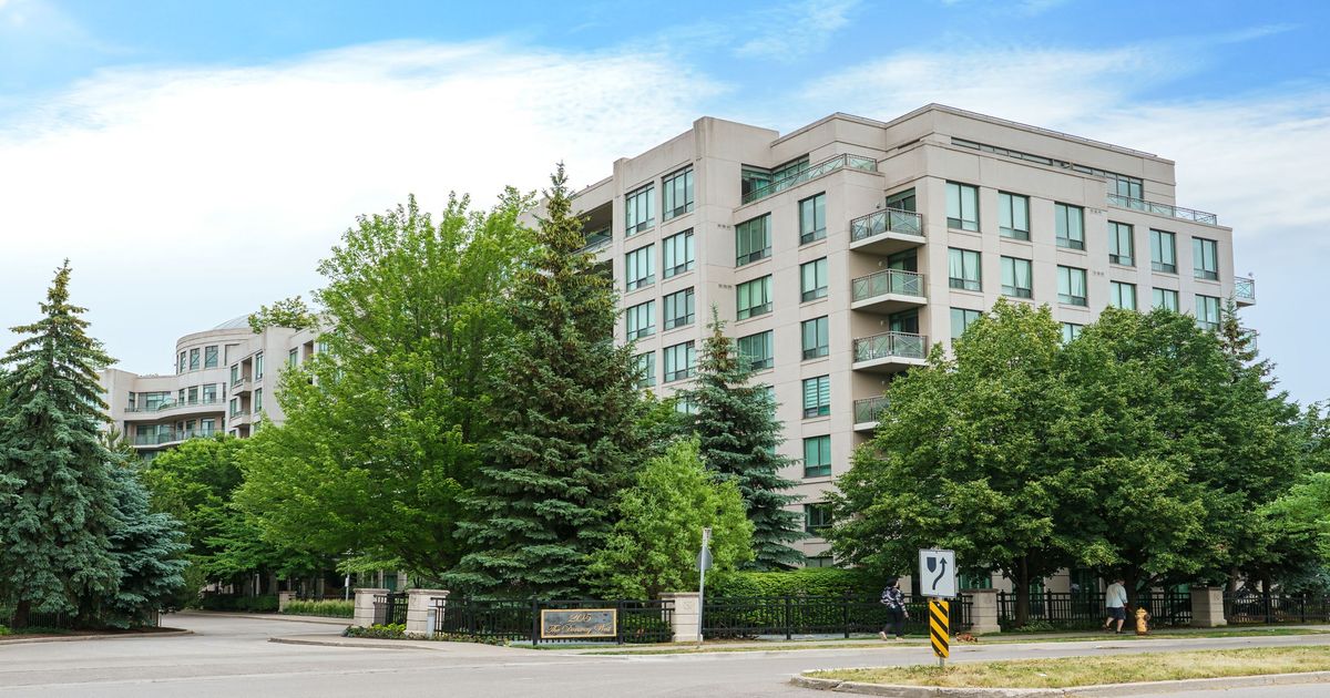 205 The Donway N/A W Toronto