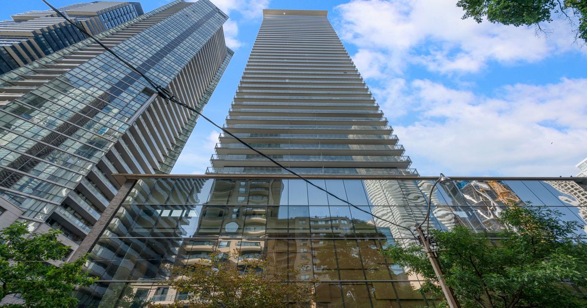 33 Charles Street E Toronto