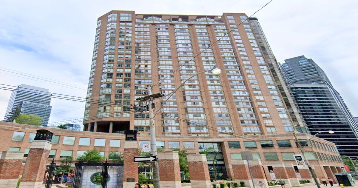 1033 Bay Street Toronto