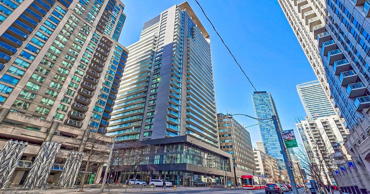 770 Bay Street Toronto