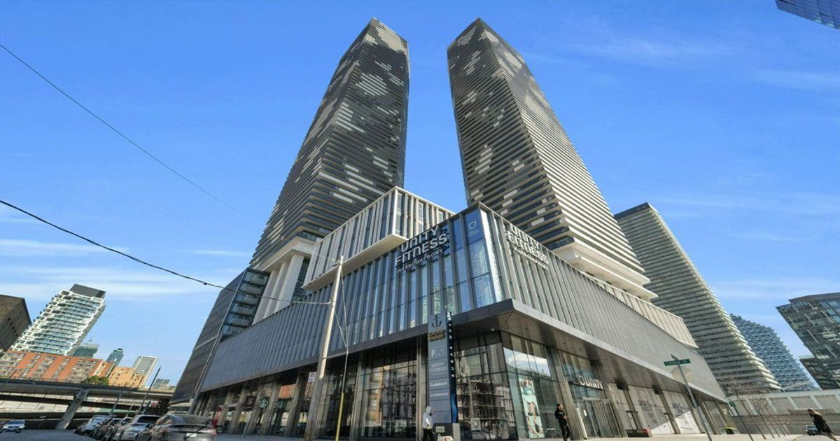55 Cooper Street Toronto