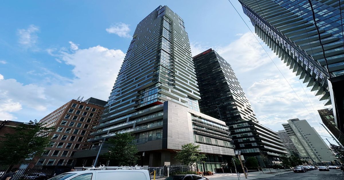 39 Roehampton Avenue Toronto
