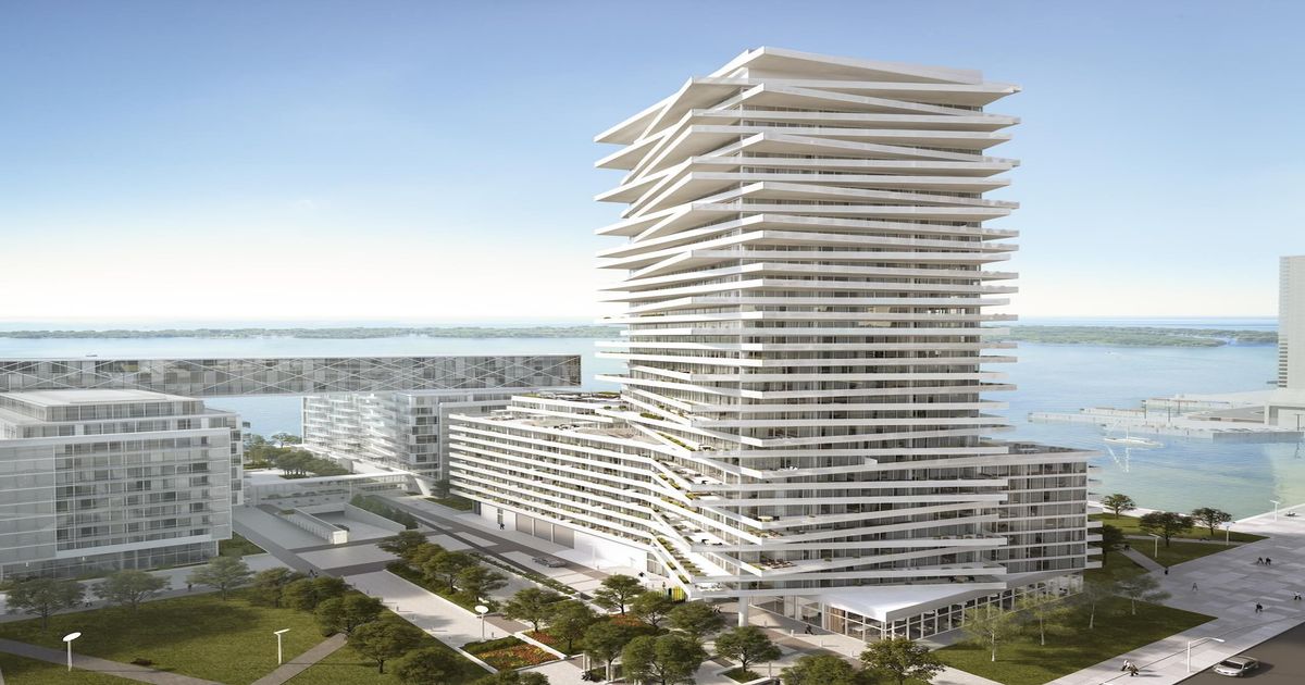 15 Queens Quay E Toronto