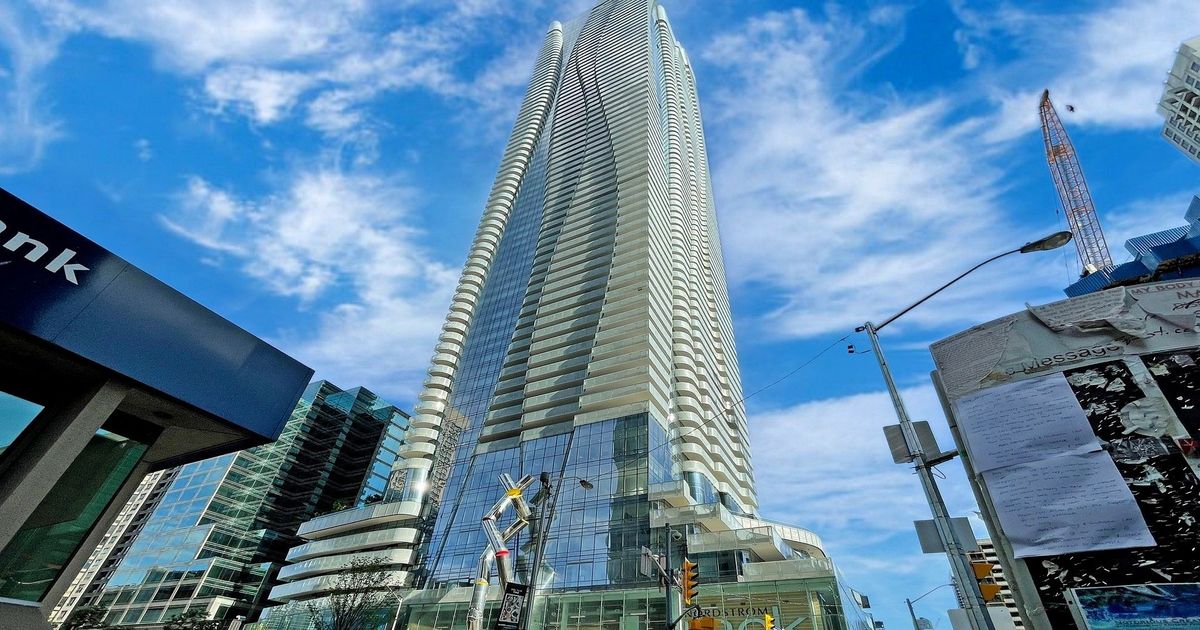 1 Bloor Street E Toronto