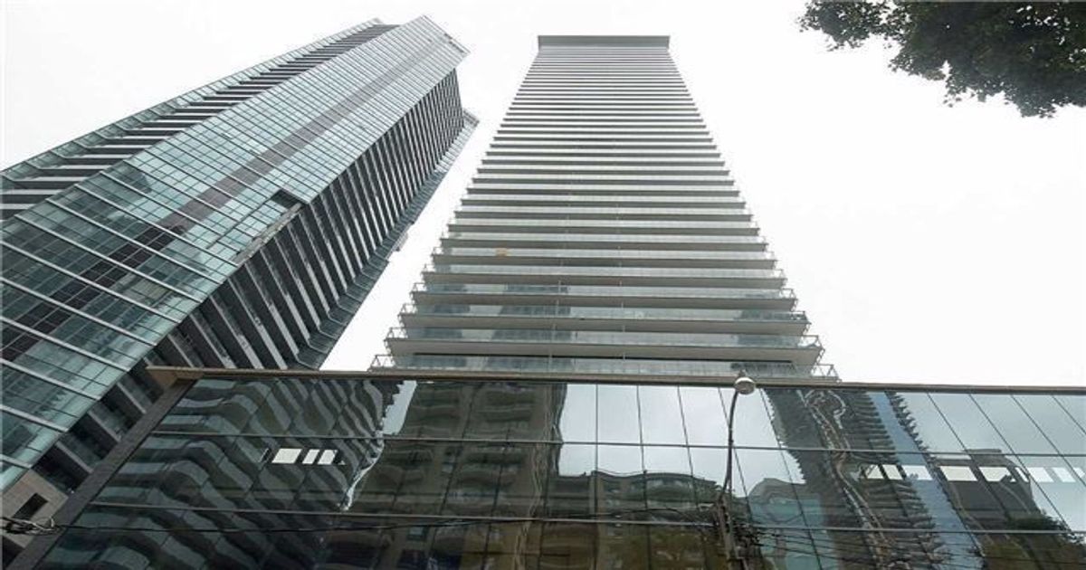 33 Charles Street Toronto