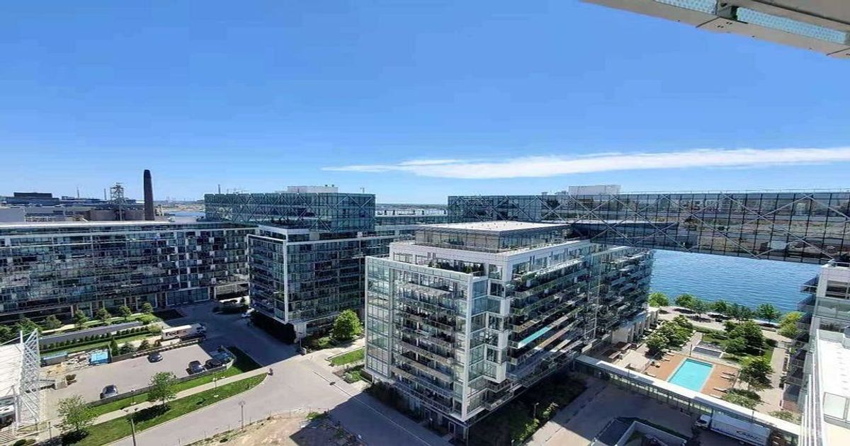 15 Queens Quay E Toronto