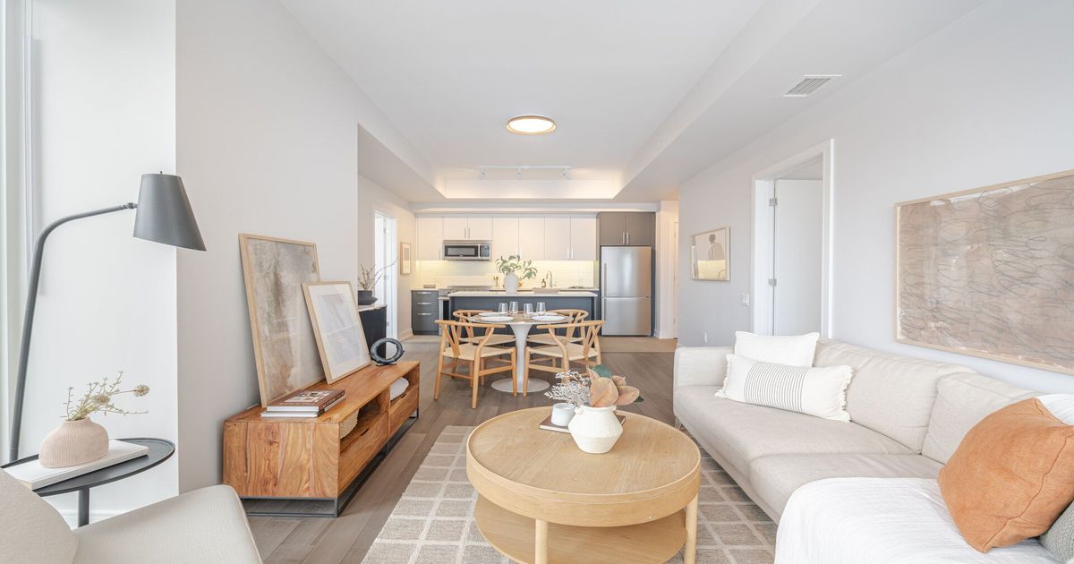 664 Spadina Avenue Toronto