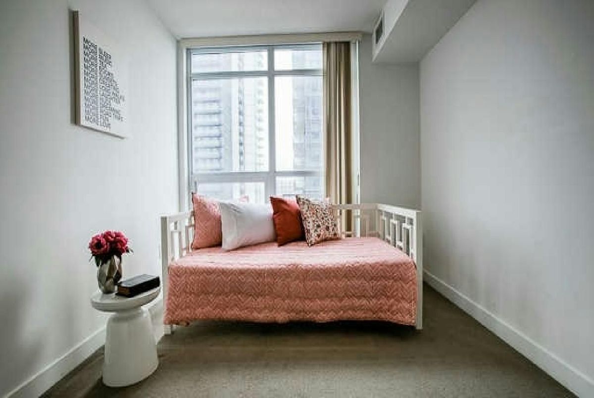 img-gallery