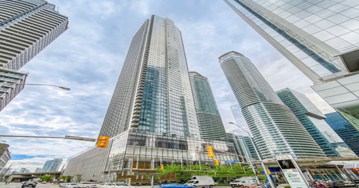 10 York Street Toronto