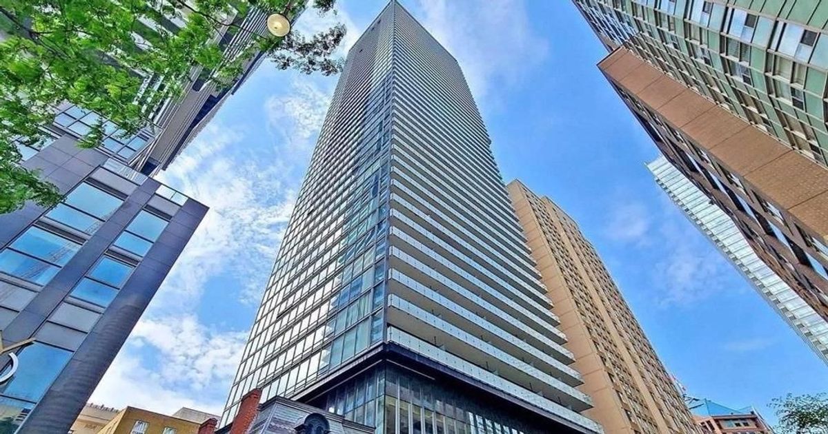 15 Grenville Street Toronto