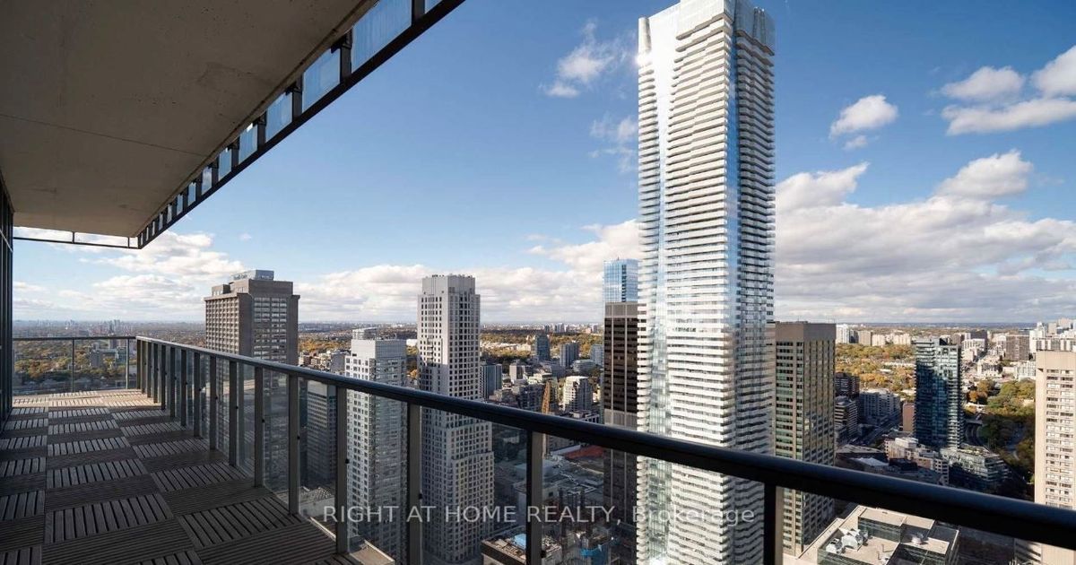 33 Charles Street E Toronto