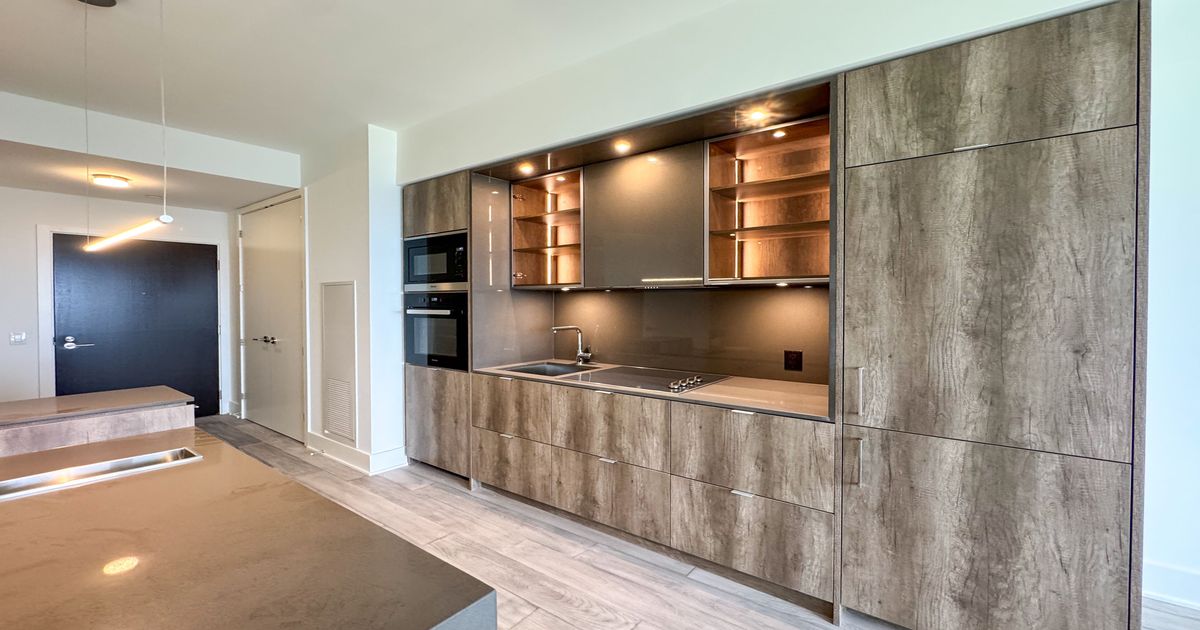 11 Yorkville Avenue Toronto