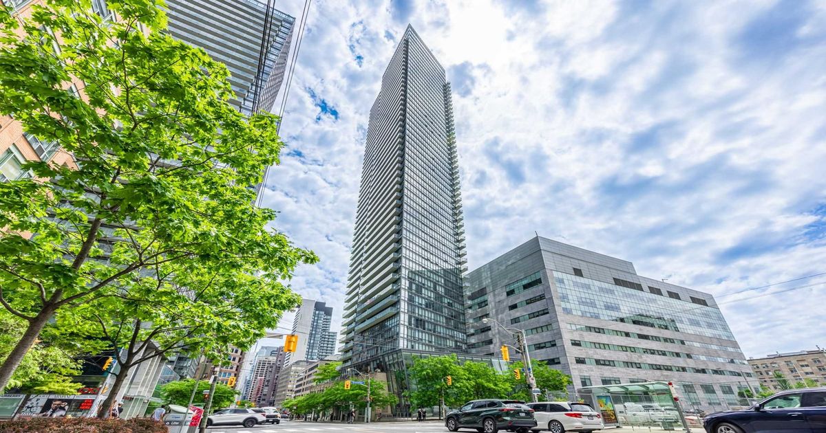 832 Bay Street Toronto