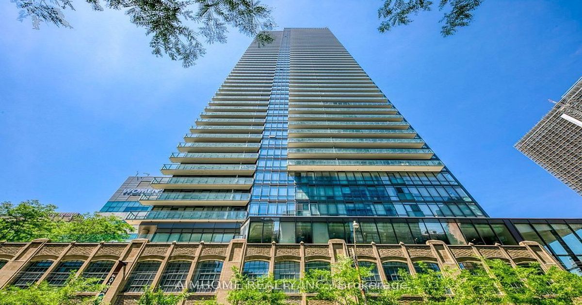 832 Bay Street Toronto