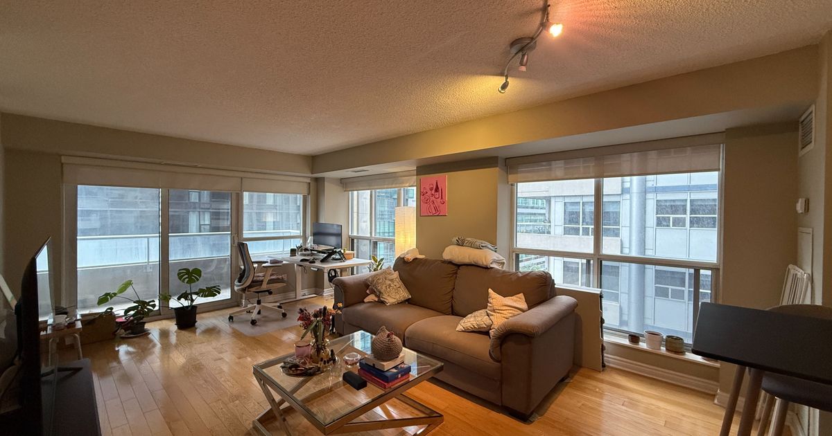 250 Wellington Street W Toronto