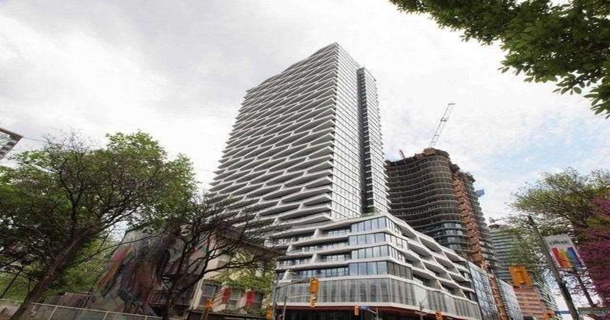 85 Wood Street Toronto