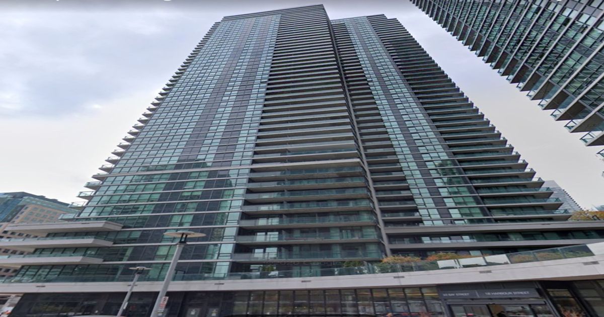 33 Bay Street Toronto
