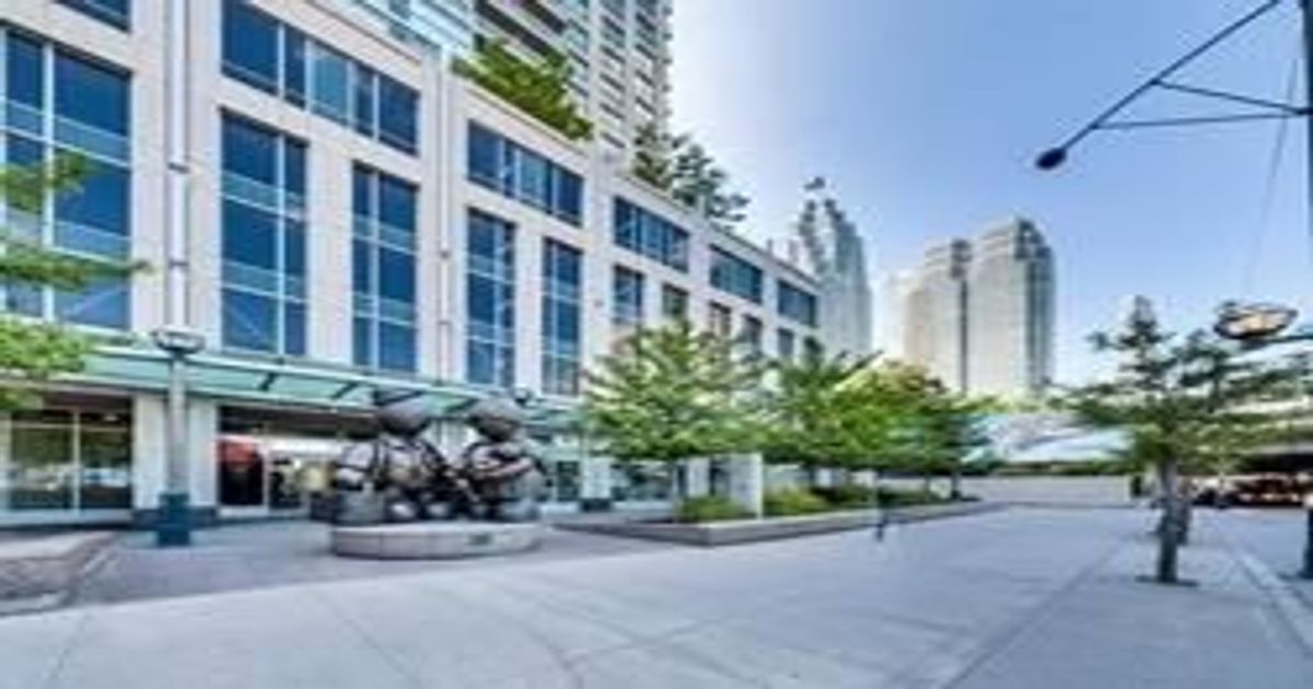18 Yonge Street Toronto