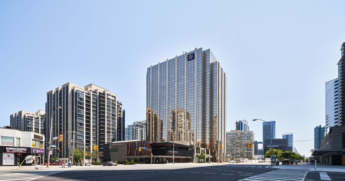 5001 Yonge Street Toronto